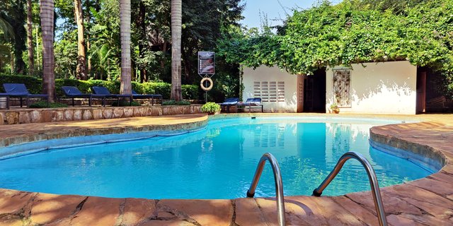 Moshi Hotel s bazénem